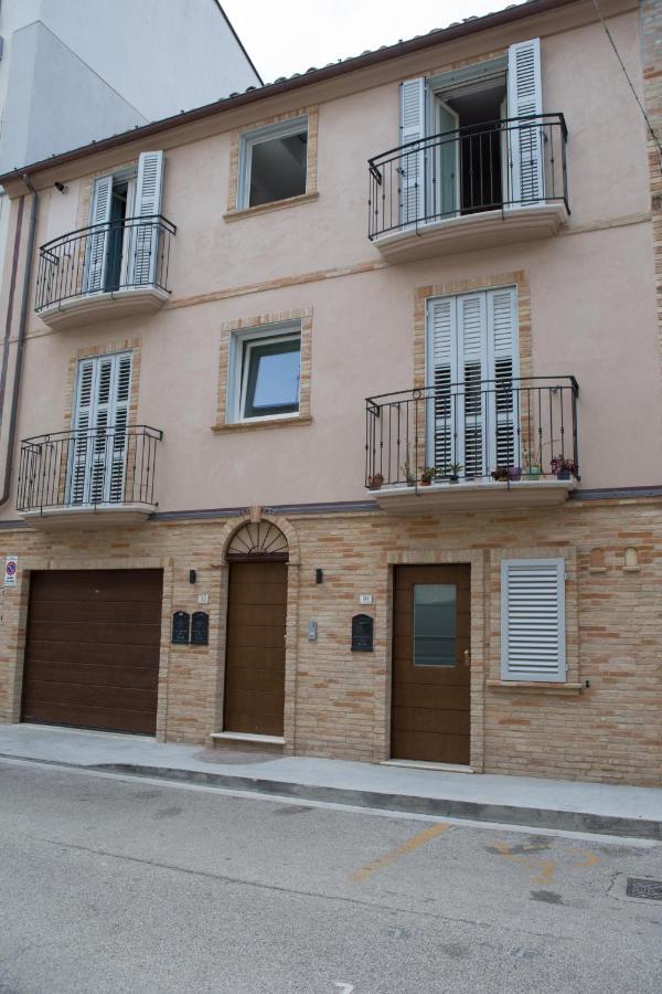 B&B Borgo Marinaro Porto San Giorgio Exterior foto